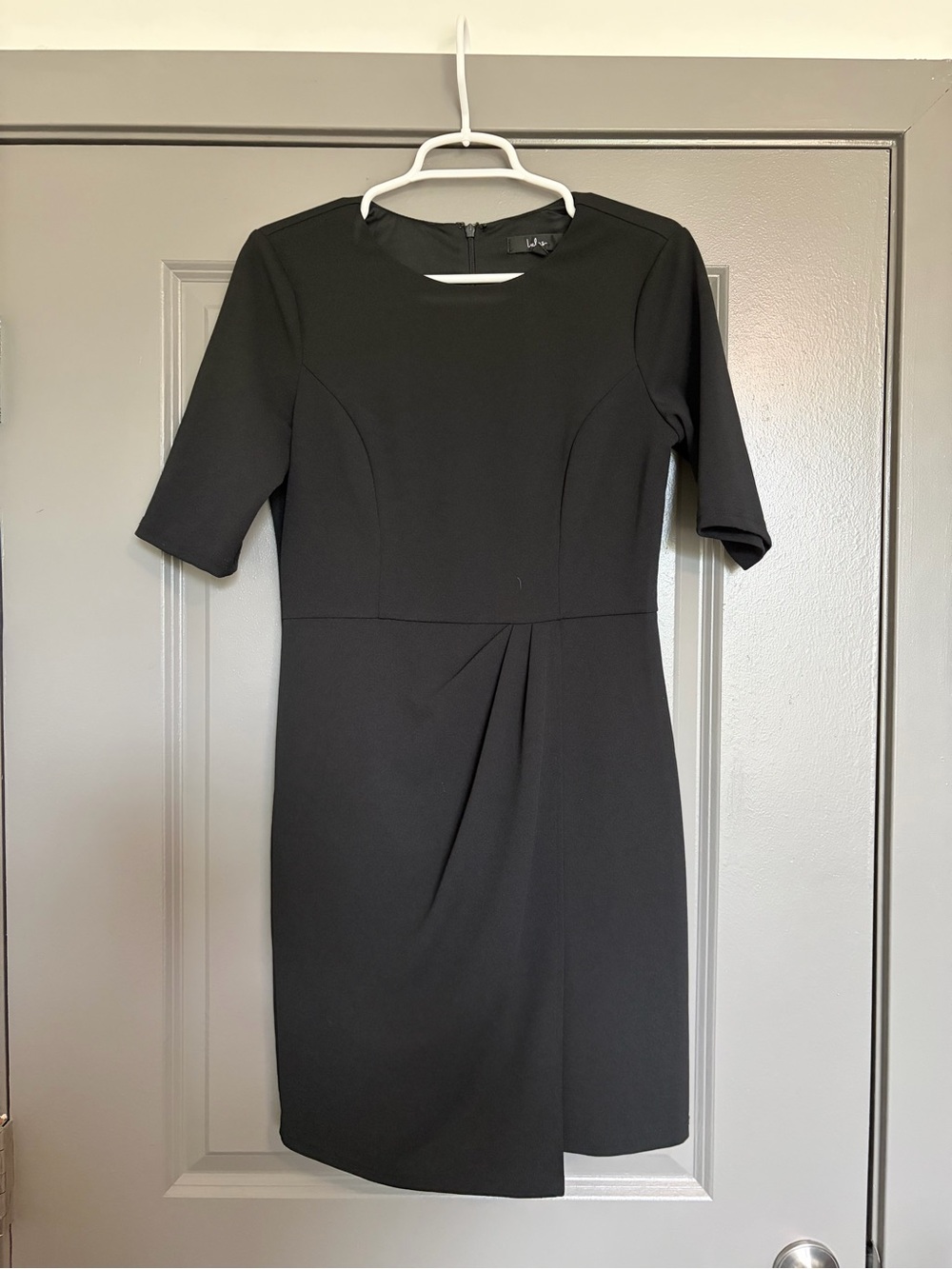 Lulu's Black Short-Sleeve Sheath Dress